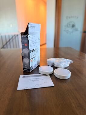 Commercial Electric Rechargeable Puck Light Kit LED Lighting